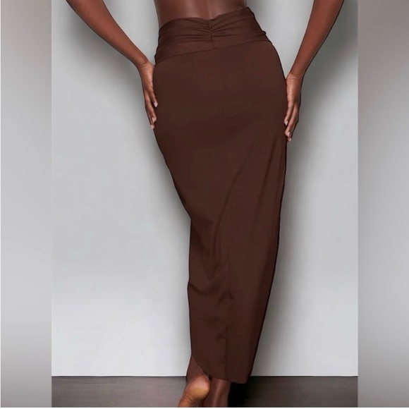 NWT SKIMS Signature Sarong Swim Skirt. Size XL. Cocoa - Picture 2 of 8